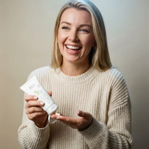 Getinte bio dagcrème met zonnefactor 15